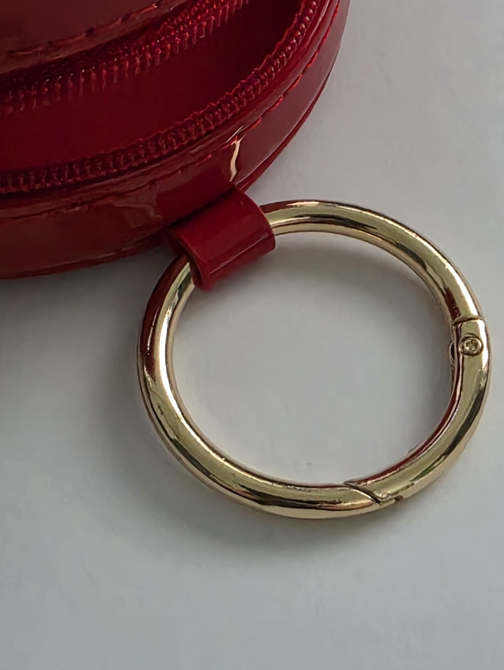 Christian Louboutin Red Patent Zip Around Foundation Compact Carrying Case Charm - Picture 14 of 16